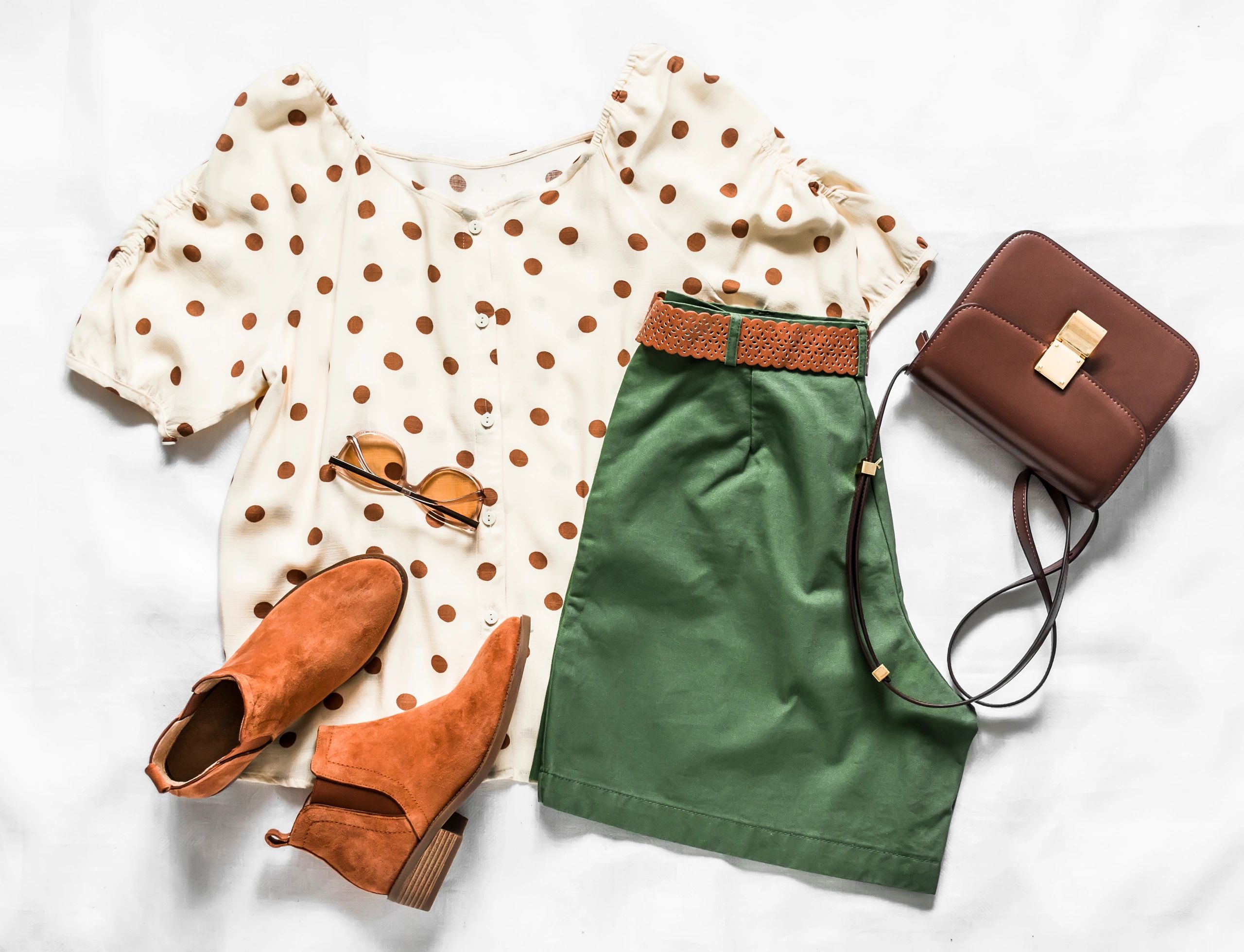 fashion blog modern clothing earthy colors